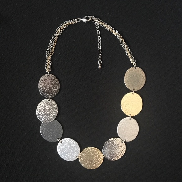 Jewelry - 💙 Statement necklace